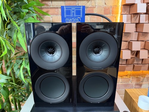 Kef stand mount - r3,